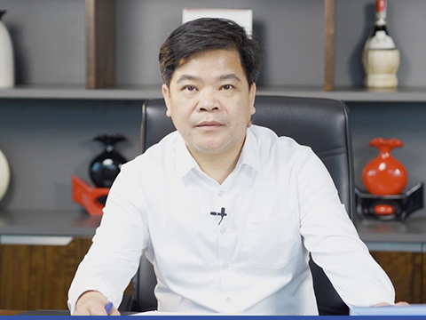Tổng Giám đốc: Lê Văn Tài